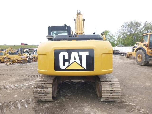 Image of Caterpillar 319DL equipment image 3