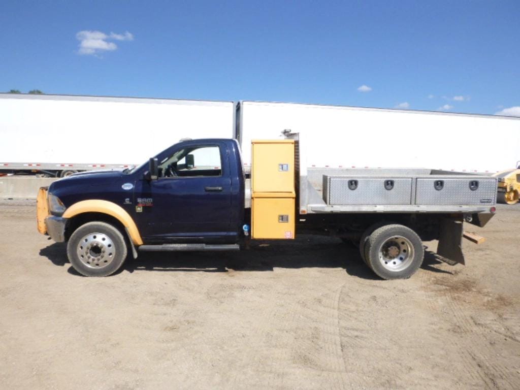 Main image Dodge Ram 5500
