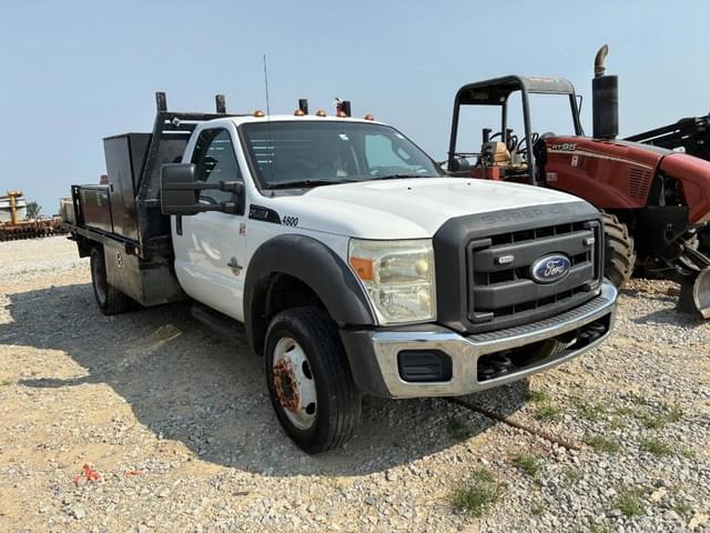 Image of Ford F-550 equipment image 1