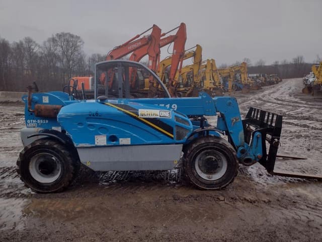 Image of Genie GTH-5519 equipment image 2