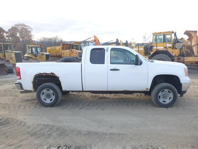 Image of GMC 2500 equipment image 2