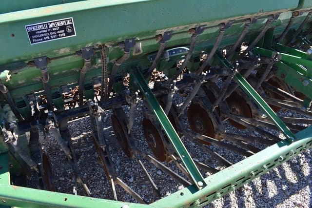 Image of John Deere 8200 equipment image 3