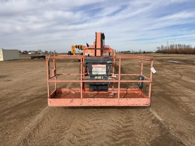 Image of JLG 800AJ equipment image 1