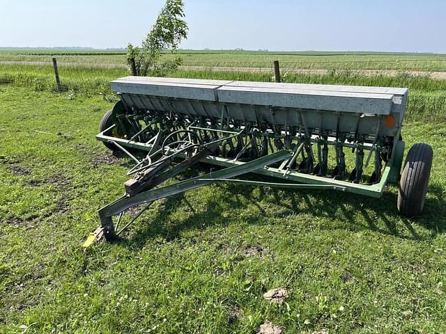 Image of John Deere 207B equipment image 1