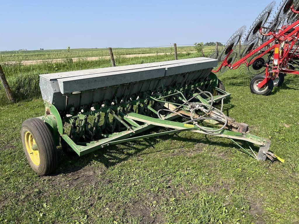 Image of John Deere 207B Primary image