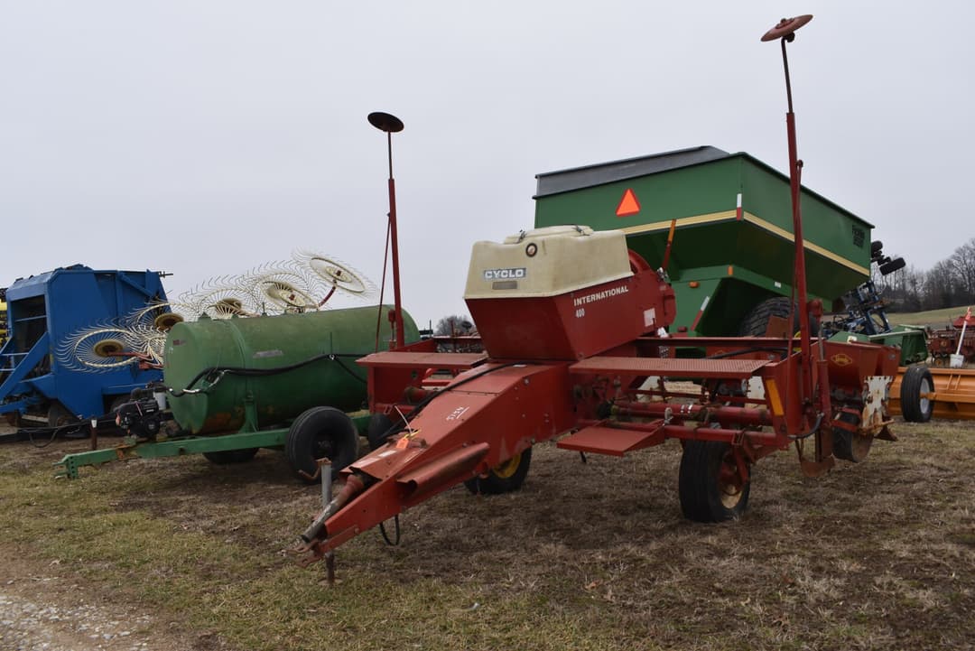 Image of International Harvester 400 Primary image