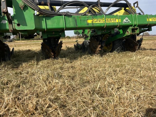 Image of John Deere 1720 equipment image 3