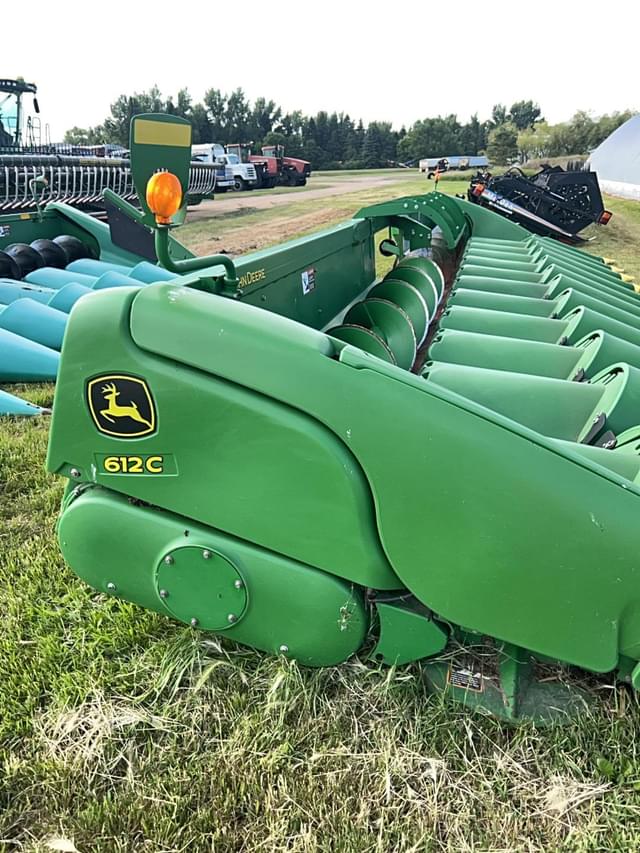 Image of John Deere 612C equipment image 2