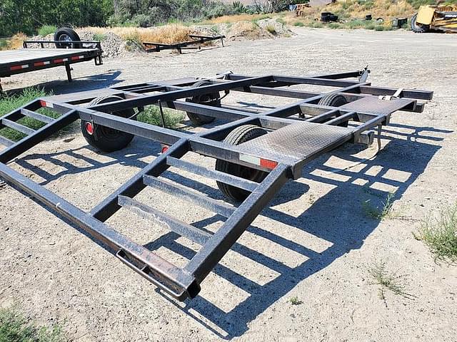 Image of Undetermined Swather Trailer equipment image 4