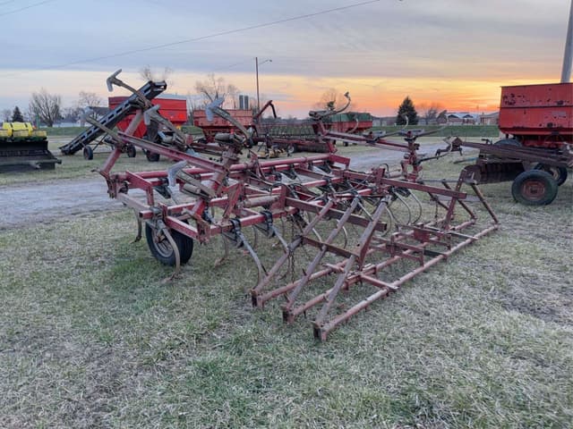 Image of International Harvester 4500 equipment image 4
