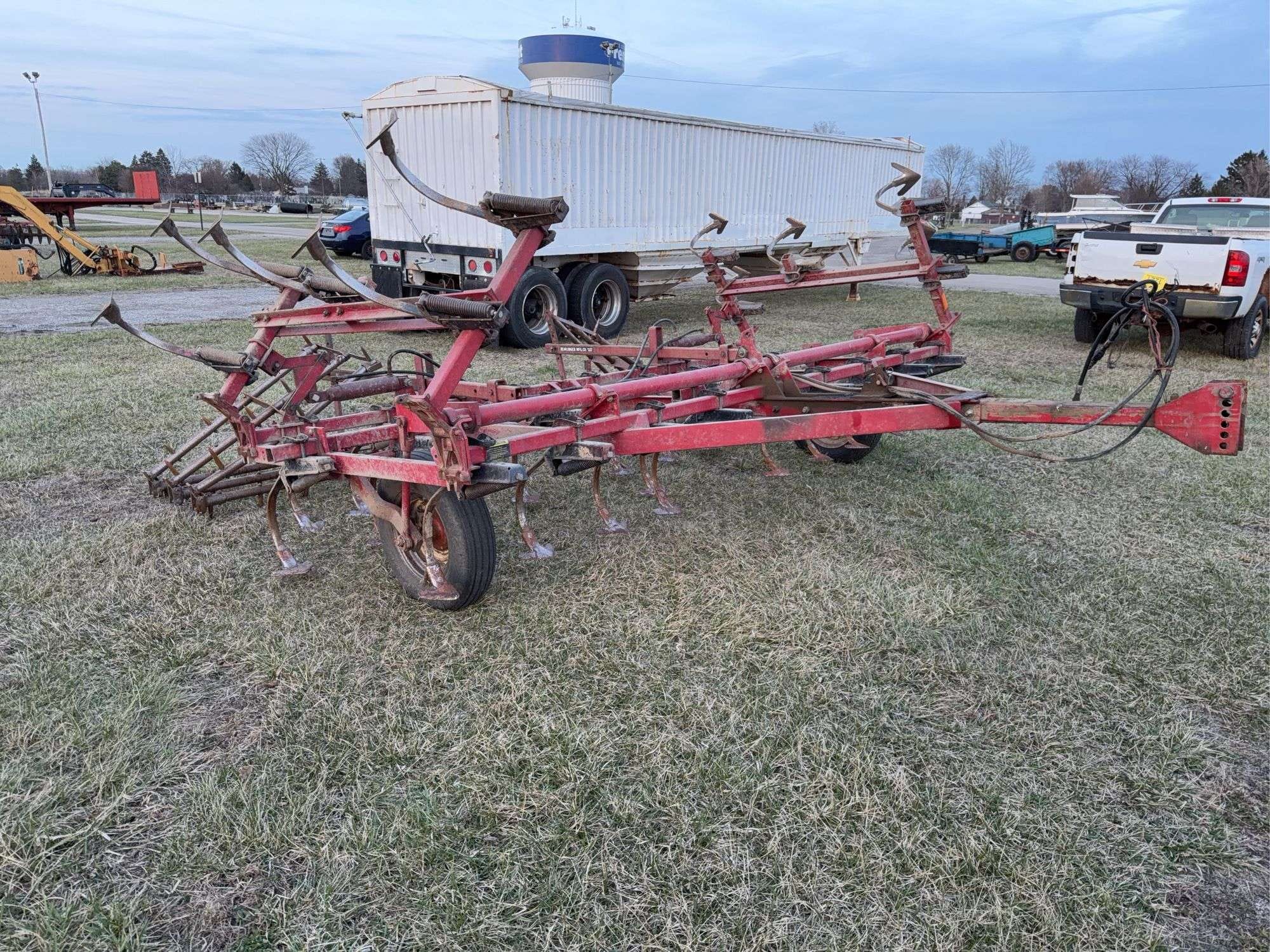 International Harvester 4500 Equipment Image0