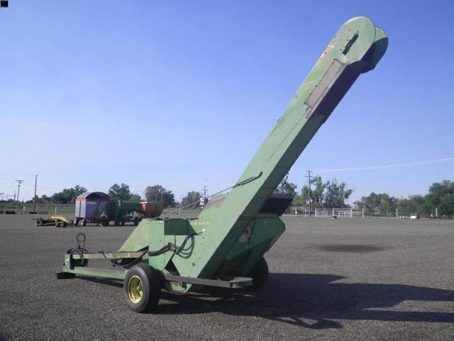 Image of John Deere 300 equipment image 4
