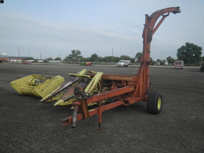Image of New Holland 890 Primary image