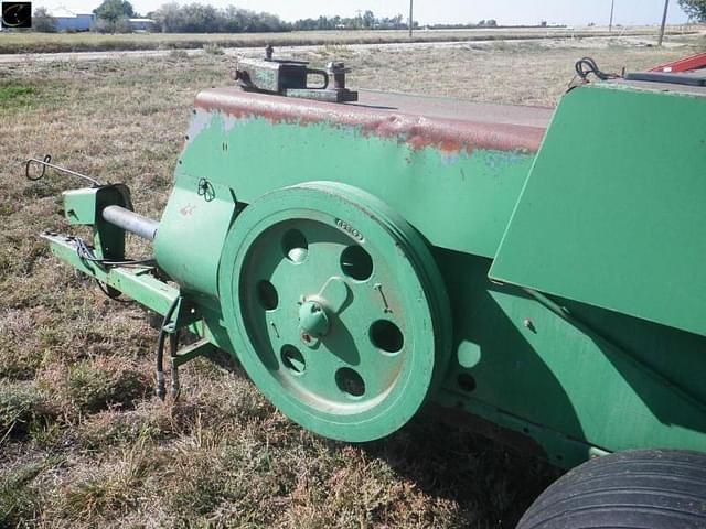 Image of John Deere 468 equipment image 4