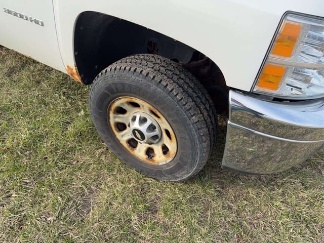 Image of Chevrolet 3500HD equipment image 1