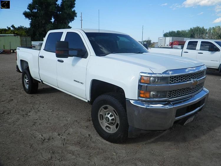 2019 Chevrolet 2500HD Equipment Image0