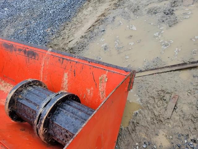 Image of Kubota M7.172 equipment image 3