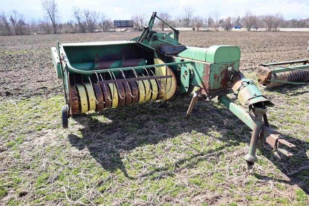 Main image John Deere 24T