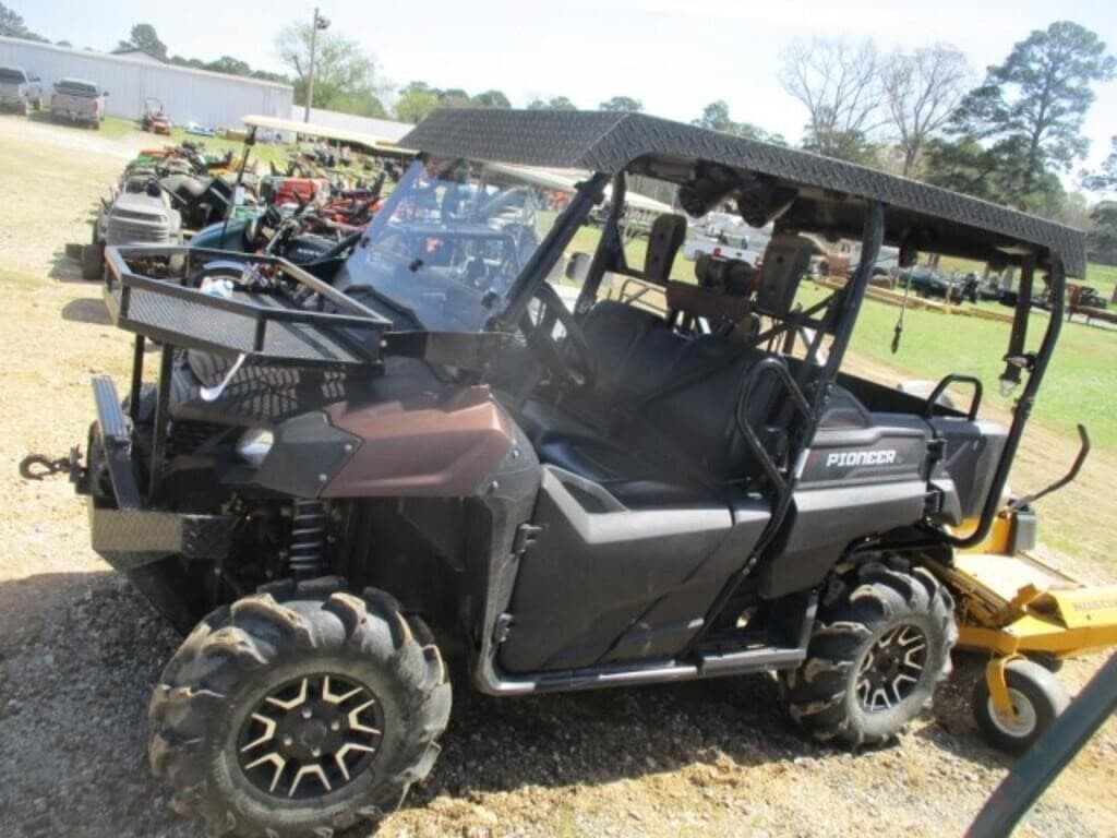 Image of Honda Pioneer Image 0