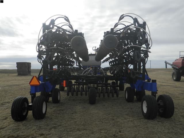 Image of New Holland P2060 equipment image 2