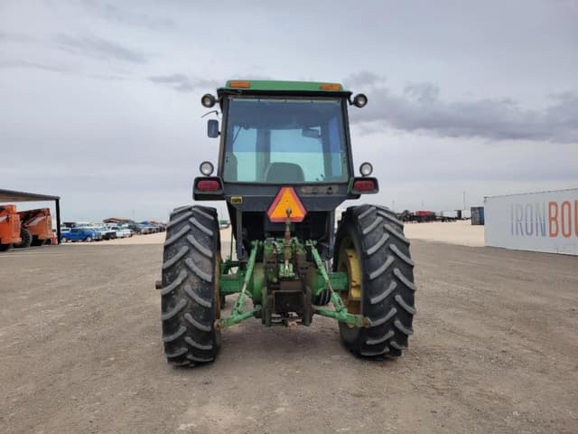Image of John Deere 4440 equipment image 3