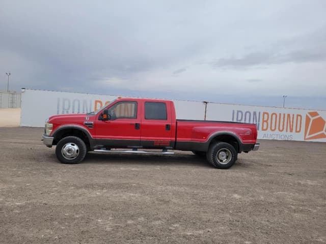 Image of Ford F-350 equipment image 1