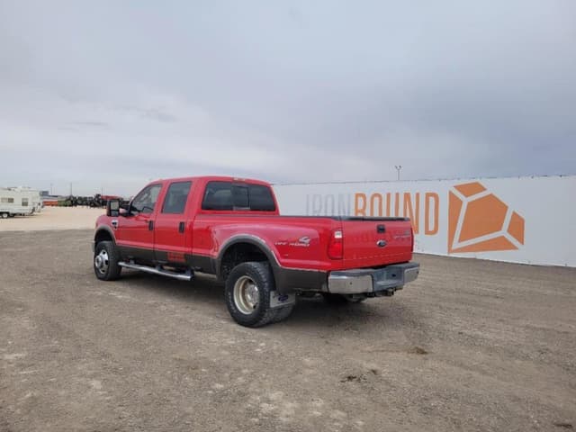 Image of Ford F-350 equipment image 2