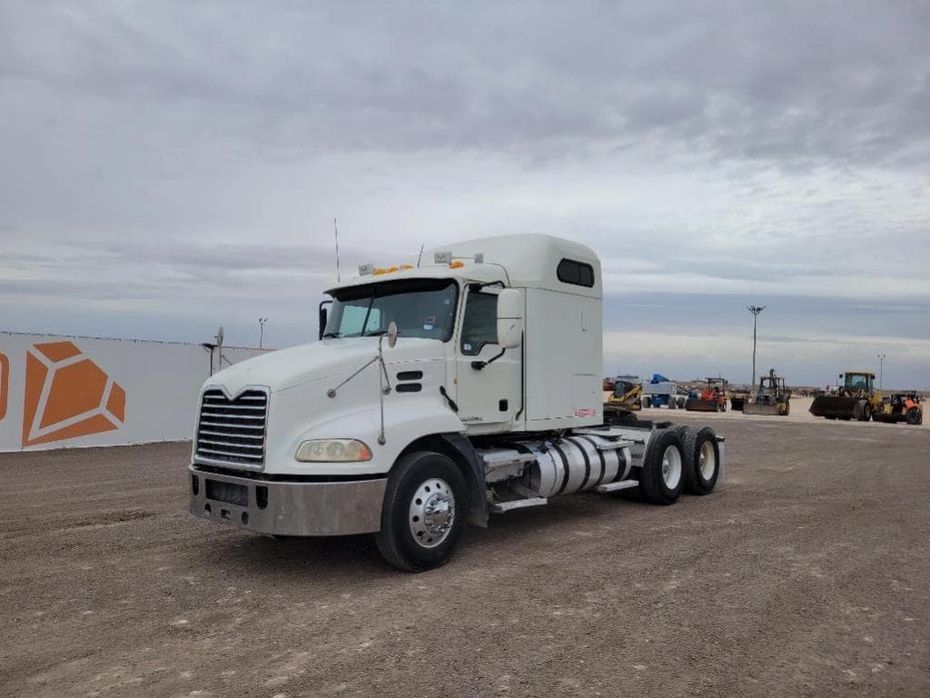 Image of Mack CXU613 Primary image