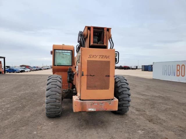 Image of Skytrak 10054 equipment image 3