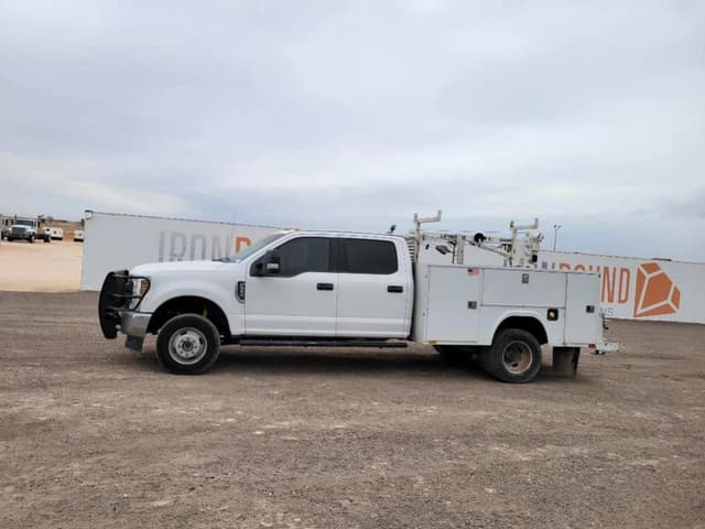 Image of Ford F-350 equipment image 1