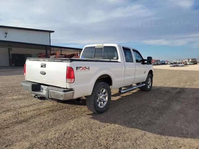 Image of Ford F-250 equipment image 4