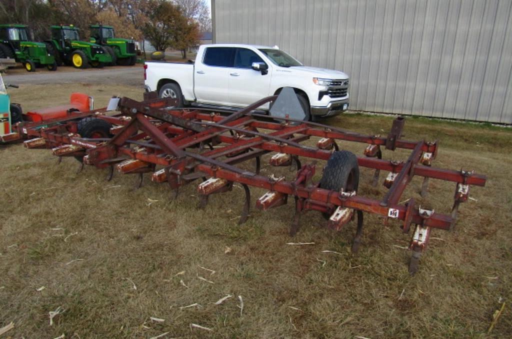 Image of International Harvester Vibra Shank Primary image