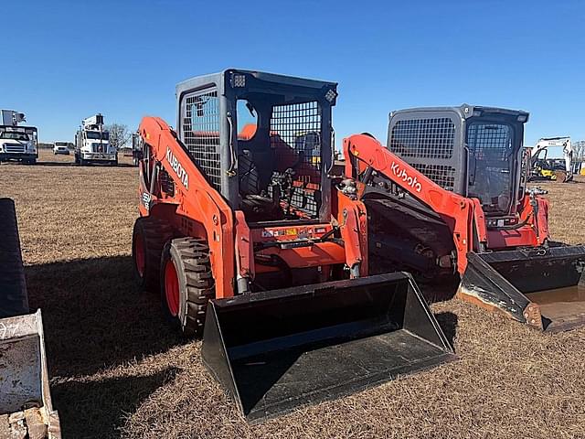 Image of Kubota SSV65 equipment image 1