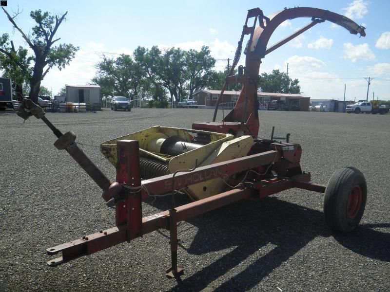 New Holland 880 Equipment Image0