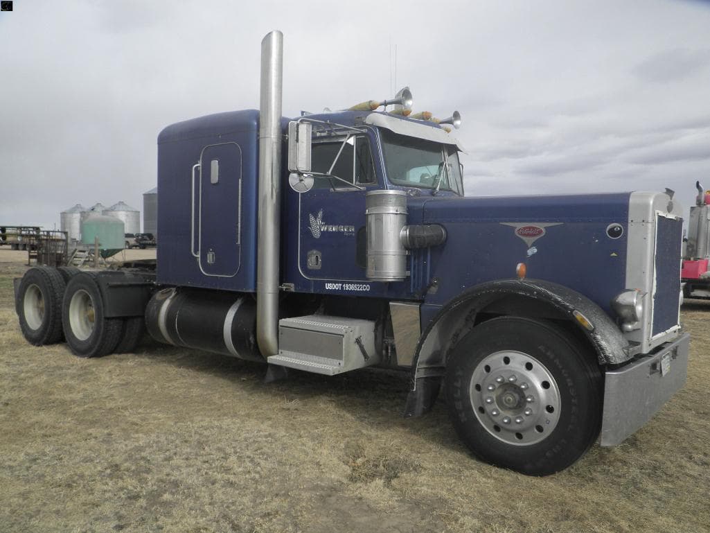 Image of Peterbilt 359 Primary image