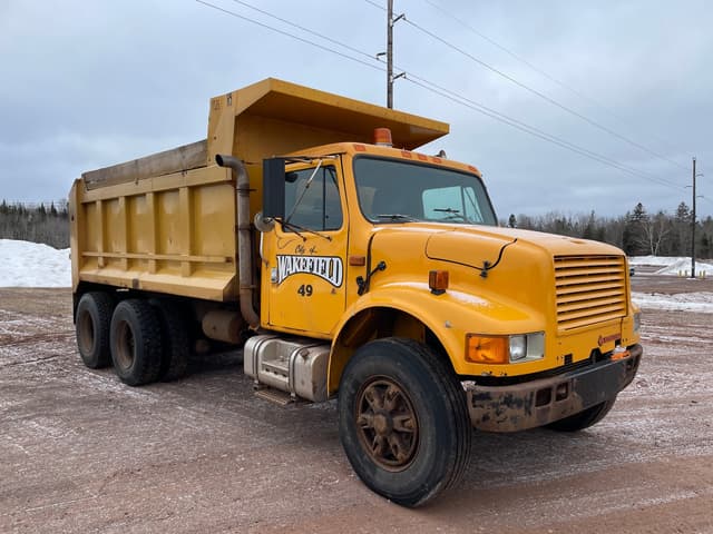 Image of International 4900 equipment image 2