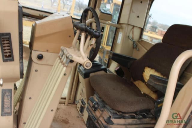 Image of Caterpillar 140H equipment image 4