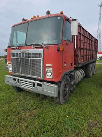 Main image GMC Astro