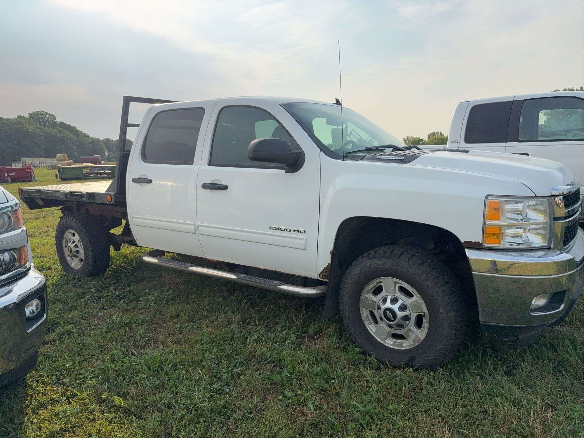 2013 Chevrolet 2500HD Equipment Image0