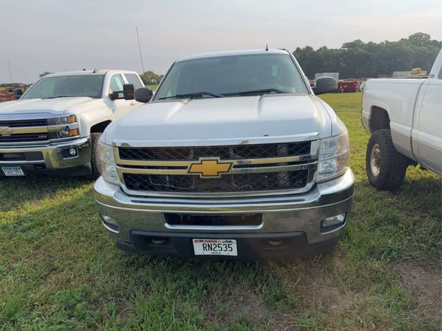 Image of Chevrolet 2500HD equipment image 1