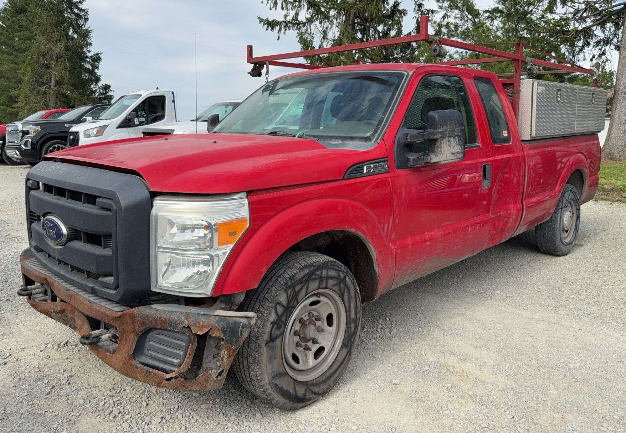 2014 Ford F-250 Equipment Image0