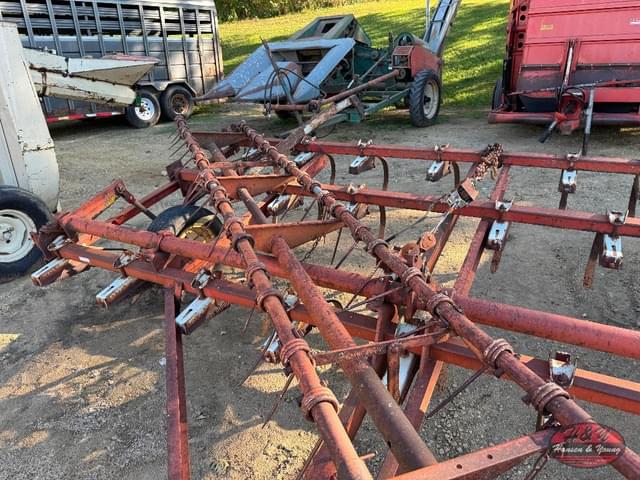 Image of International Harvester 45 equipment image 4