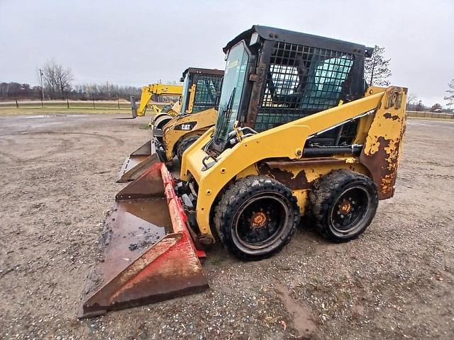 Image of Caterpillar 226B3 equipment image 1