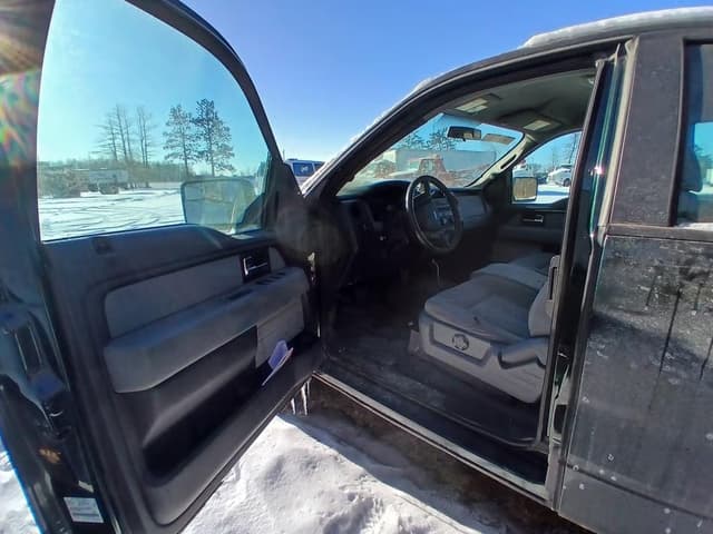 Image of Ford F-150 equipment image 3