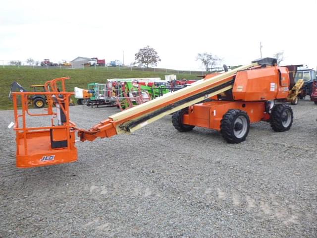 Image of JLG 600S equipment image 1