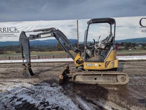 2013 John Deere 35D Image