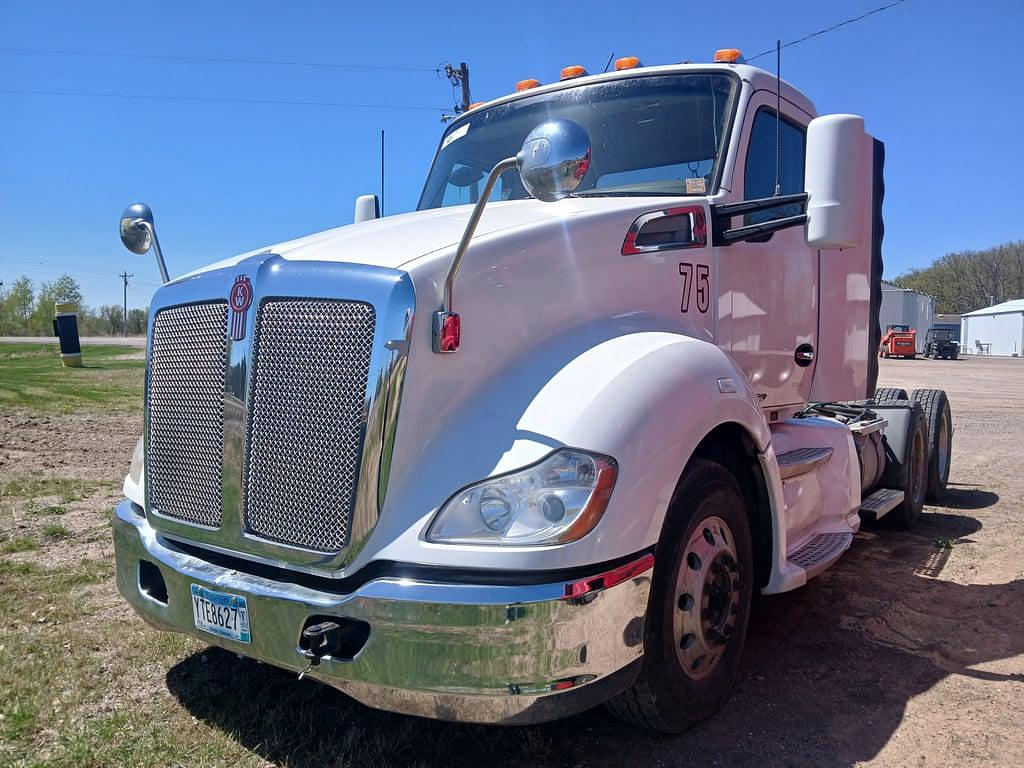 Image of Kenworth T680 Primary image