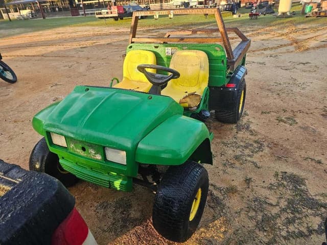 Image of John Deere GATOR TURF equipment image 1