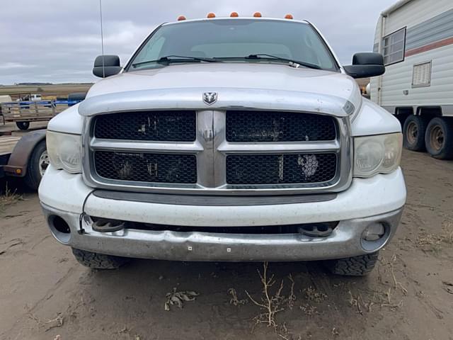 Image of Dodge Ram 3500 equipment image 1