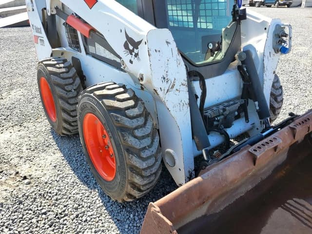Image of Bobcat S570 equipment image 3